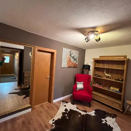 Steinbock Terrasse, Gartensauna, Garten, Grillplatz 斯达姆