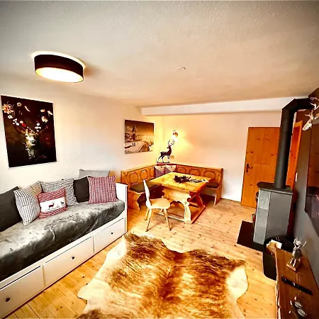 公寓 Steinbock Terrasse, Gartensauna, Garten, Grillplatz *