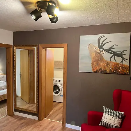 公寓 Steinbock Terrasse, Gartensauna, Garten, Grillplatz 斯达姆