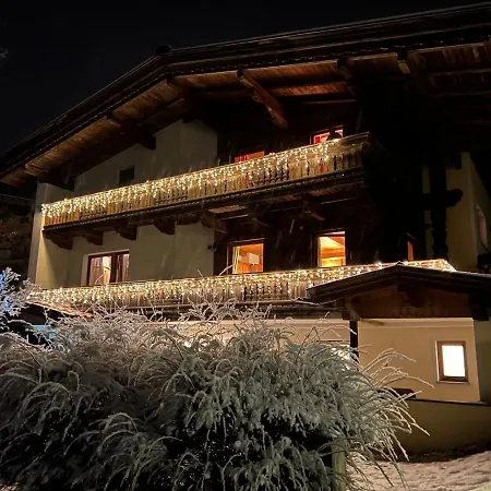 Steinbock Terrasse, Gartensauna, Garten, Grillplatz * 斯达姆