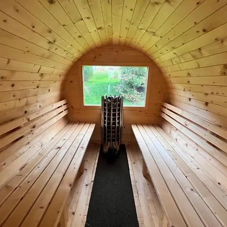 Steinbock Terrasse, Gartensauna, Garten, Grillplatz *