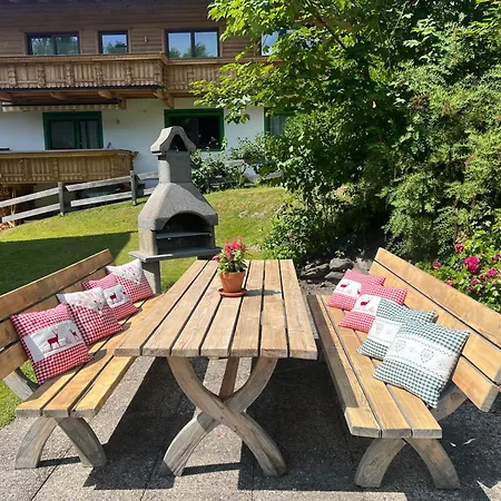 Steinbock Terrasse, Gartensauna, Garten, Grillplatz Stumm