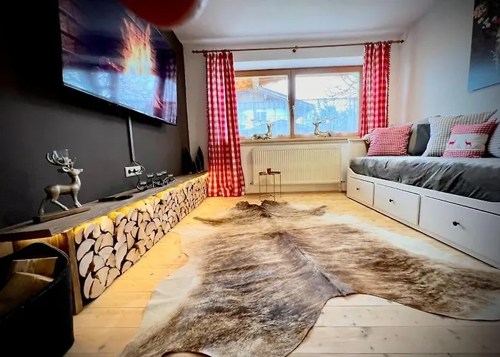 Steinbock Terrasse, Gartensauna, Garten, Grillplatz شقة