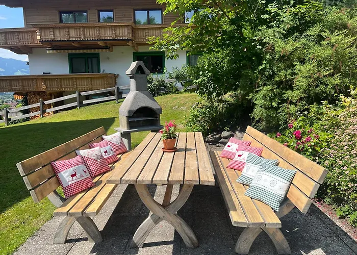 Steinbock Terrasse, Gartensauna, Garten, Grillplatz Stumm