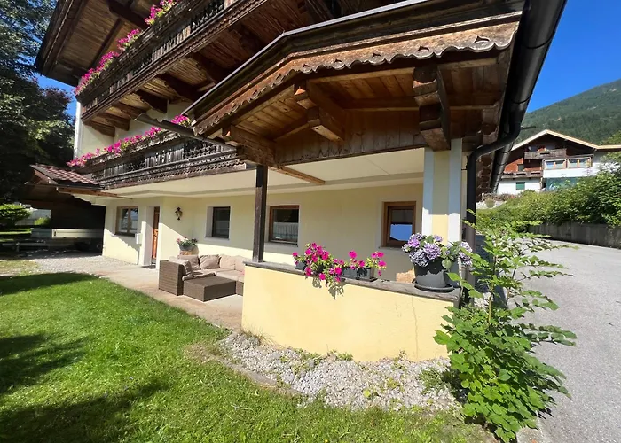 Steinbock Terrasse, Gartensauna, Garten, Grillplatz