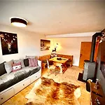 Apartament Steinbock Terrasse, Gartensauna, Garten, Grillplatz *