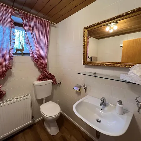 Steinbock Terrasse, Gartensauna, Garten, Grillplatz *